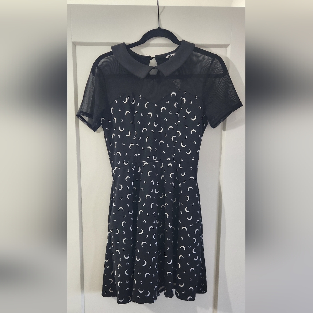 Black Hot Topic Crescent Print Dress